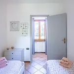 L'acero Rosso - Giardino Privato E Box Auto Apartment *