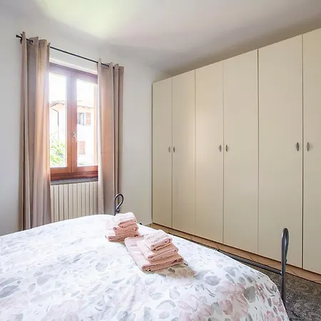 度假居 L'acero Rosso - Giardino Privato E Box Auto 梅纳焦