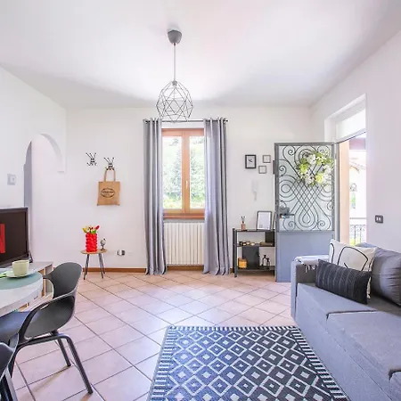 L'acero Rosso - Giardino Privato E Box Auto *