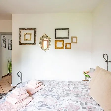 度假居 L'acero Rosso - Giardino Privato E Box Auto 梅纳焦