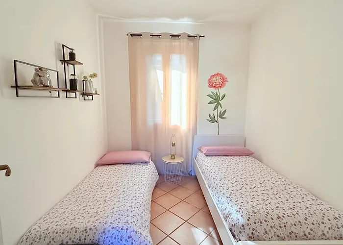 Nyaraló L'acero Rosso - Giardino Privato E Box Auto *