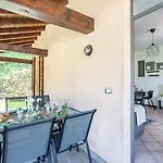 L'acero Rosso - Giardino Privato E Box Auto Daire