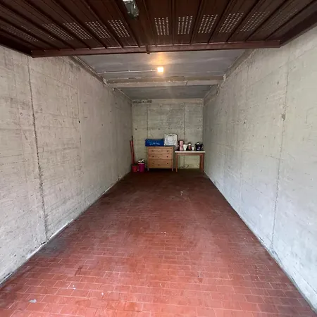 L'acero Rosso - Giardino Privato E Box Auto Semesterbostad Menaggio
