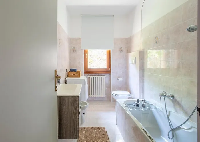 L'acero Rosso - Giardino Privato E Box Auto Tatil Evi *