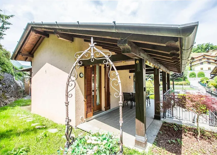 Tatil Evi L'acero Rosso - Giardino Privato E Box Auto