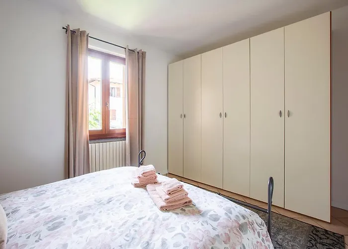 Tatil Evi L'acero Rosso - Giardino Privato E Box Auto Menaggio