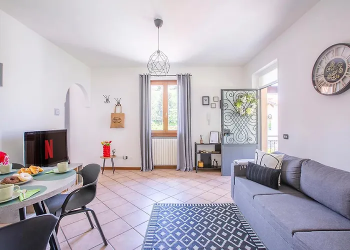 L'acero Rosso - Giardino Privato E Box Auto *