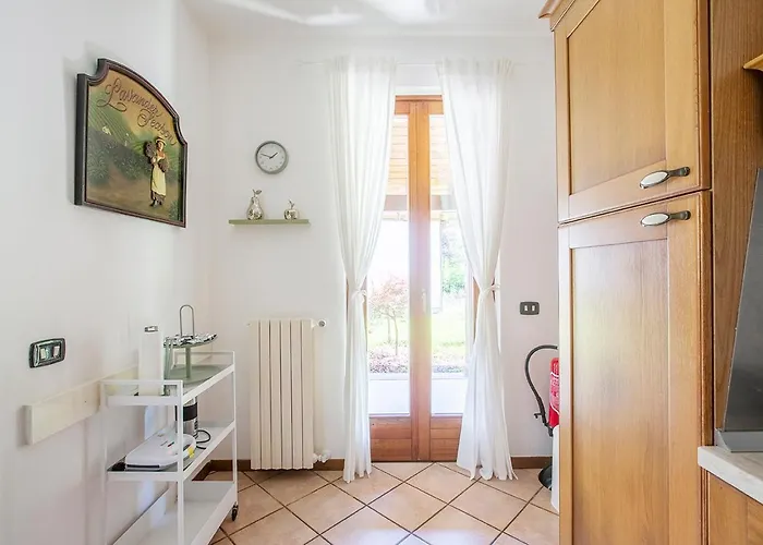 Tatil Evi L'acero Rosso - Giardino Privato E Box Auto